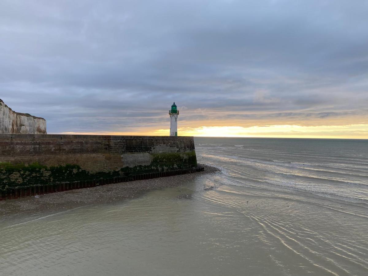 Boutique Hotel La Maison Des Galets Sur Le Front De Mer 생발레리앙코 외부 사진
